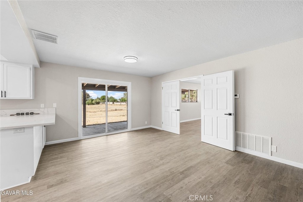 10157 East Ave R 8 Littlerock, CA 93543 - Photo 14 of 50