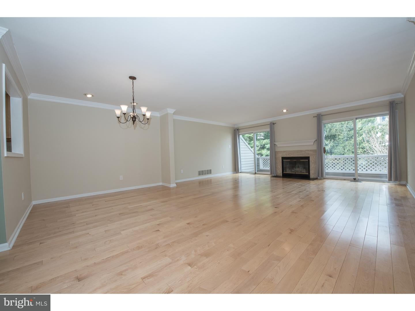 25 Cabot Court Chesterbrook, PA 19087 - Photo 5 of 25 Living Room
