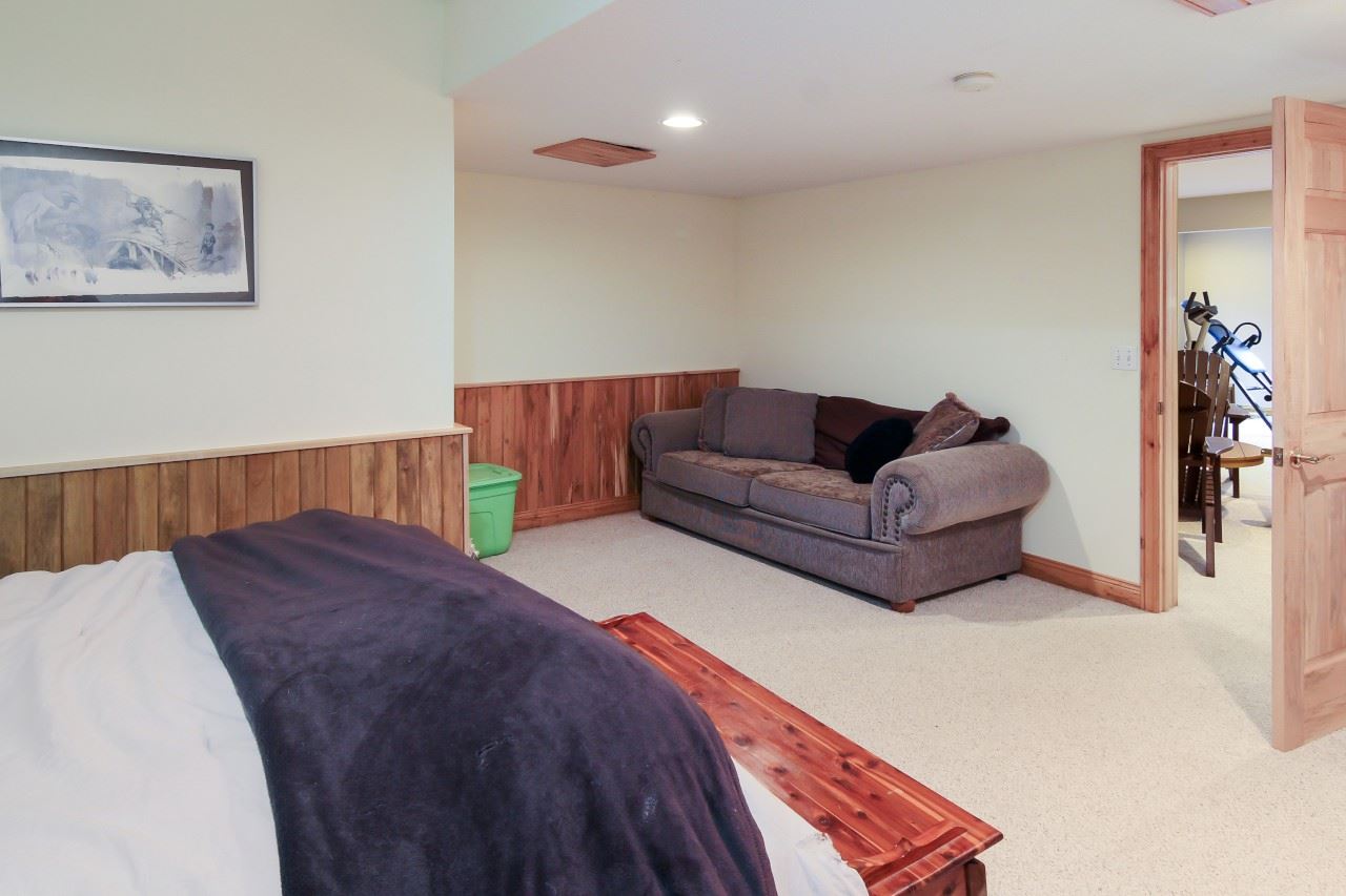 13055 South Lautner Road Traverse City, MI 49684 - Photo 47 of 52 1882552-46.JPG