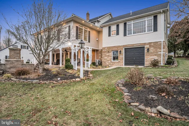 $1,125,000 | 1709 Country Manor Drive, York, PA 17408