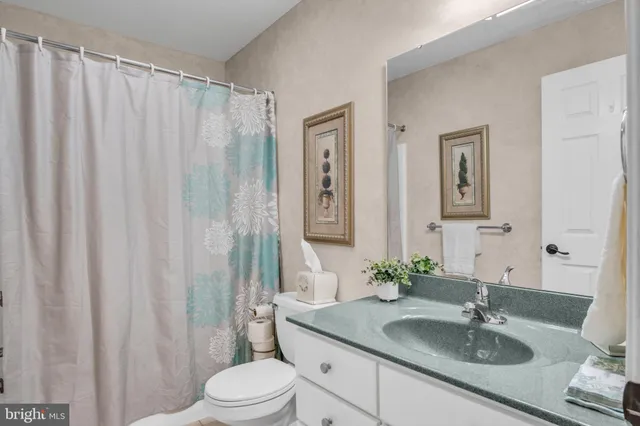 $1,125,000 | 1709 Country Manor Drive, York, PA 17408