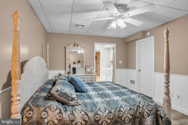 $1,125,000 | 1709 Country Manor Drive, York, PA 17408