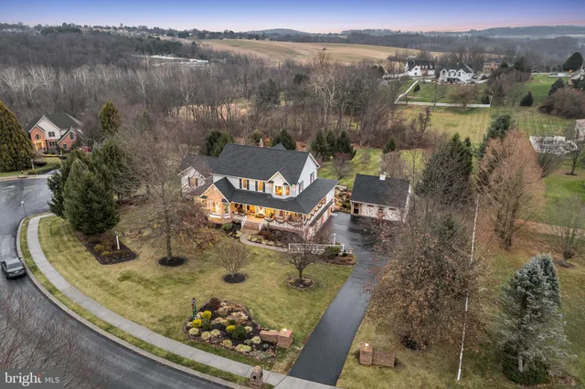 $1,125,000 | 1709 Country Manor Drive, York, PA 17408