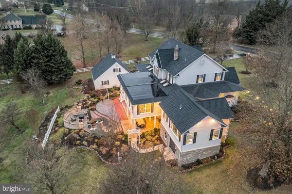 $1,075,000 | 1709 Country Manor Drive, York, PA 17408