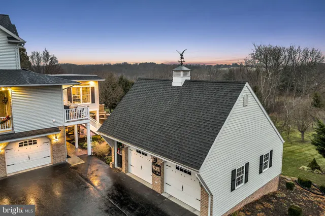 $1,125,000 | 1709 Country Manor Drive, York, PA 17408