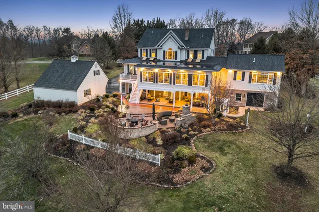 $1,125,000 | 1709 Country Manor Drive, York, PA 17408