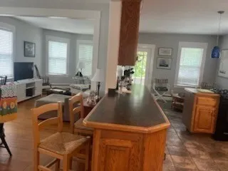 $2,300 | 31 Bridge Dartmouth Ma, South Dartmouth, MA 02748