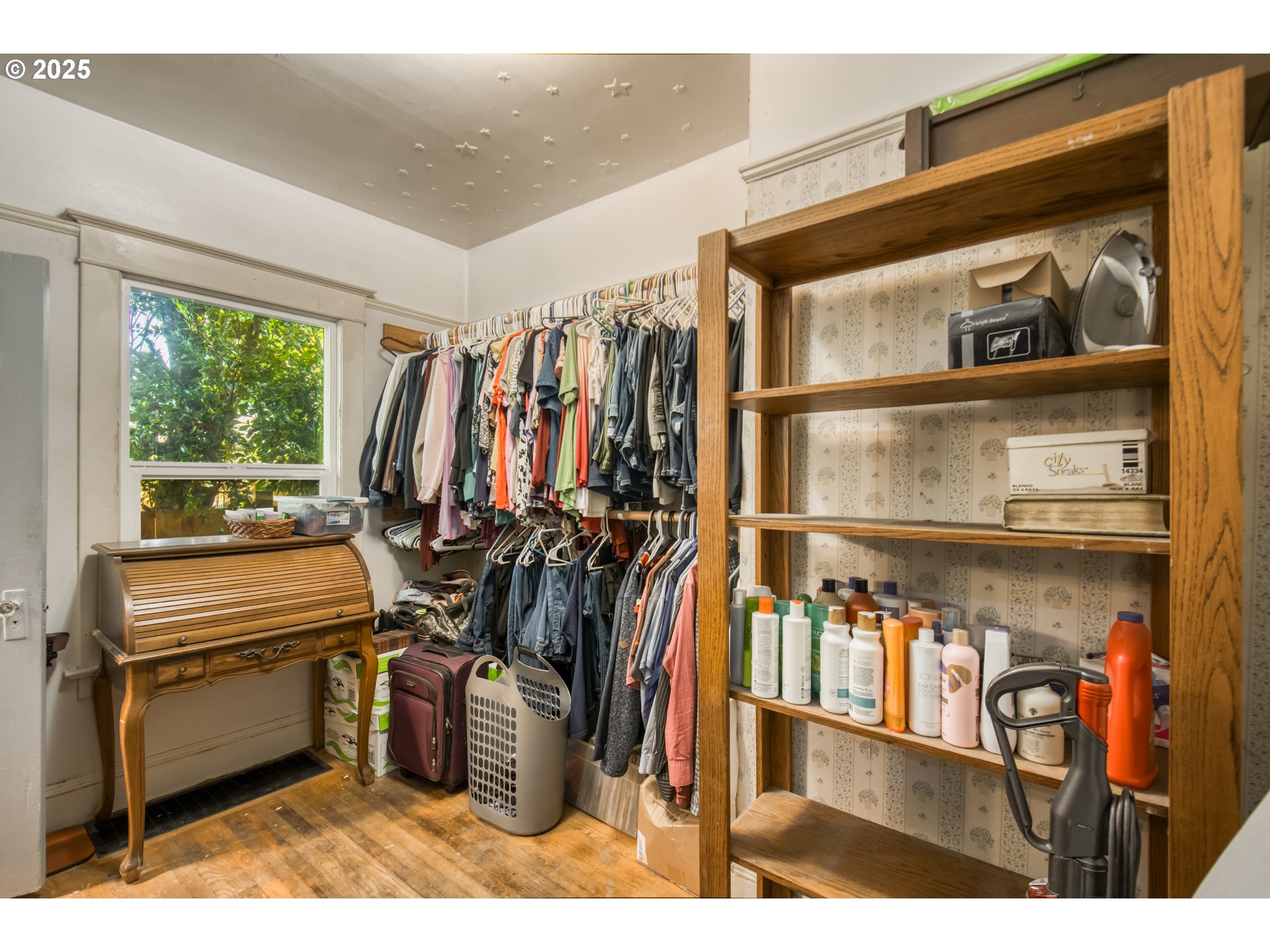716 Northeast 75th Avenue Portland, OR 97213 - Photo 13 of 25