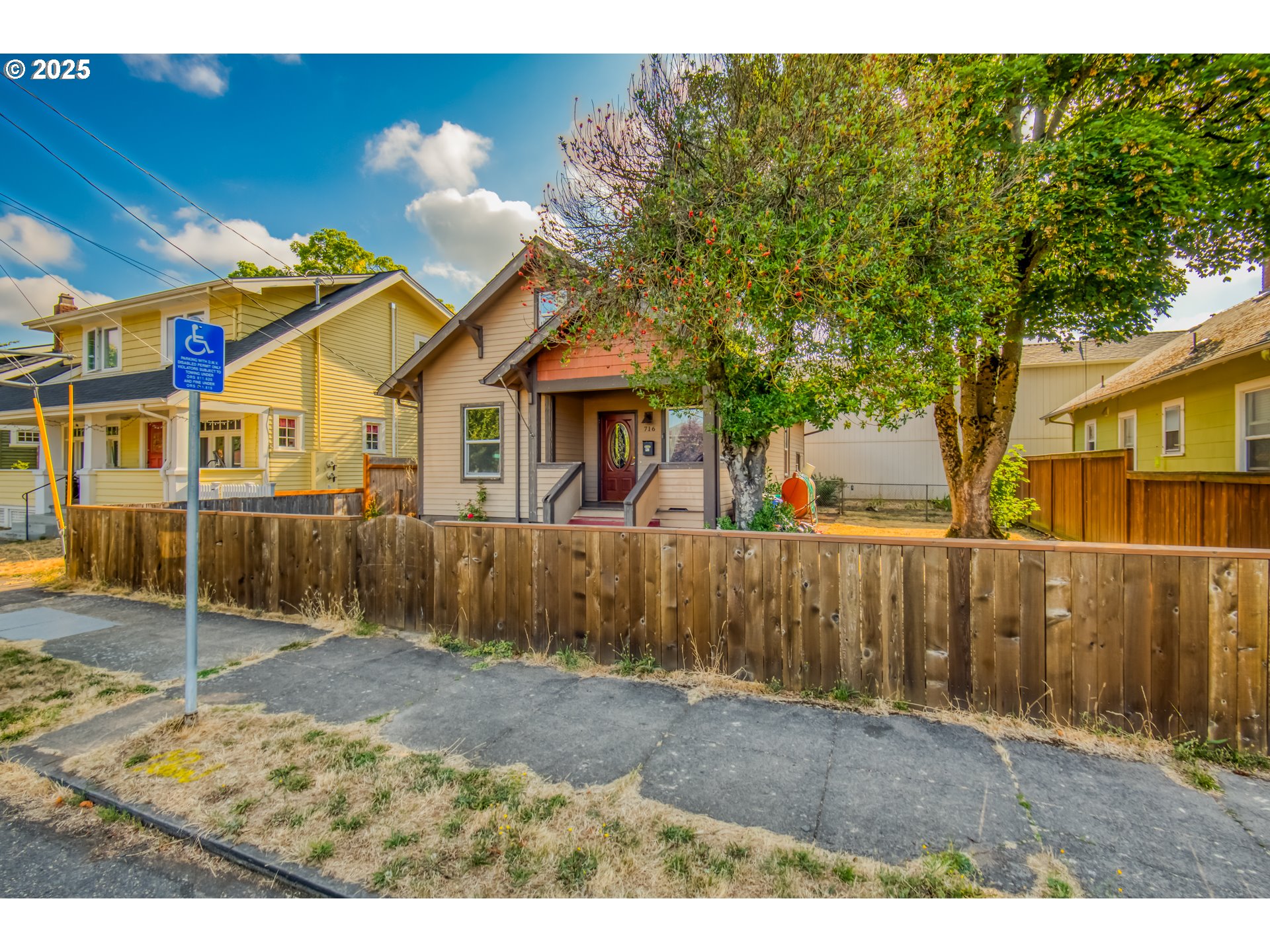 716 Northeast 75th Avenue Portland, OR 97213 - Photo 3 of 25