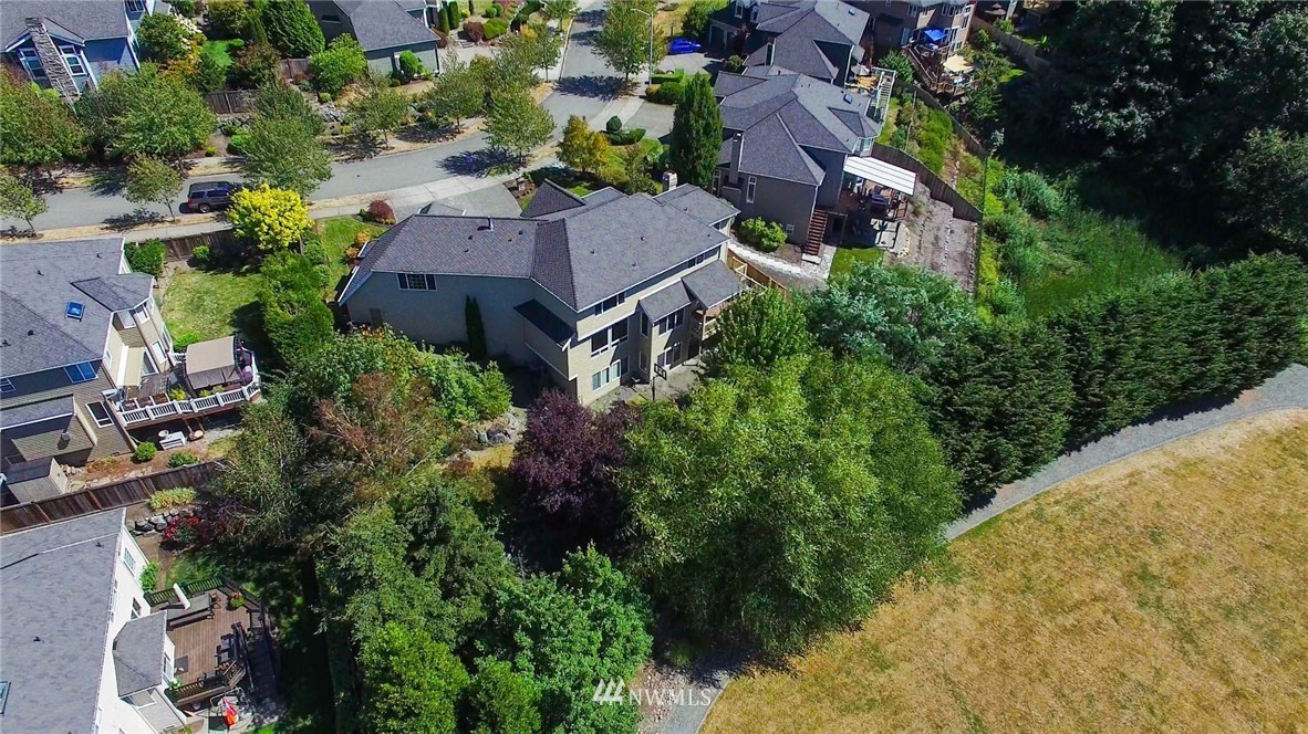 24204 21st Drive Southeast Bothell, WA 98021 - Photo 38 of 39 an aerial view of a house with a garden