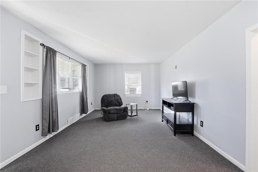 12802 Grandview Road Grandview, MO 64030 - Photo 5 of 29