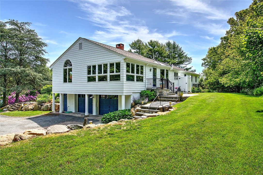 251 Succotash Road South Kingstown, RI 02879 - Photo 9 of 50