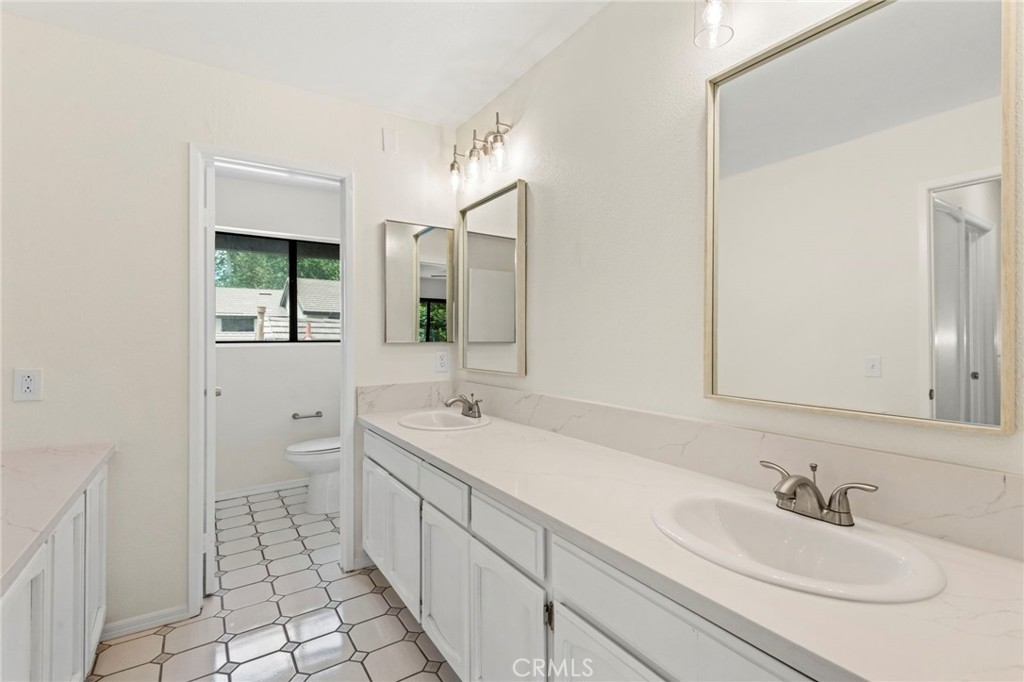5424 Vía Alberca Riverside, CA 92507 - Photo 20 of 31