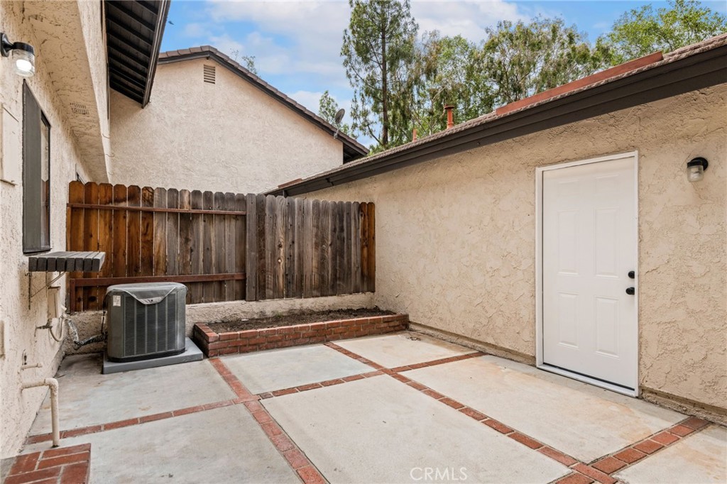5424 Vía Alberca Riverside, CA 92507 - Photo 26 of 31
