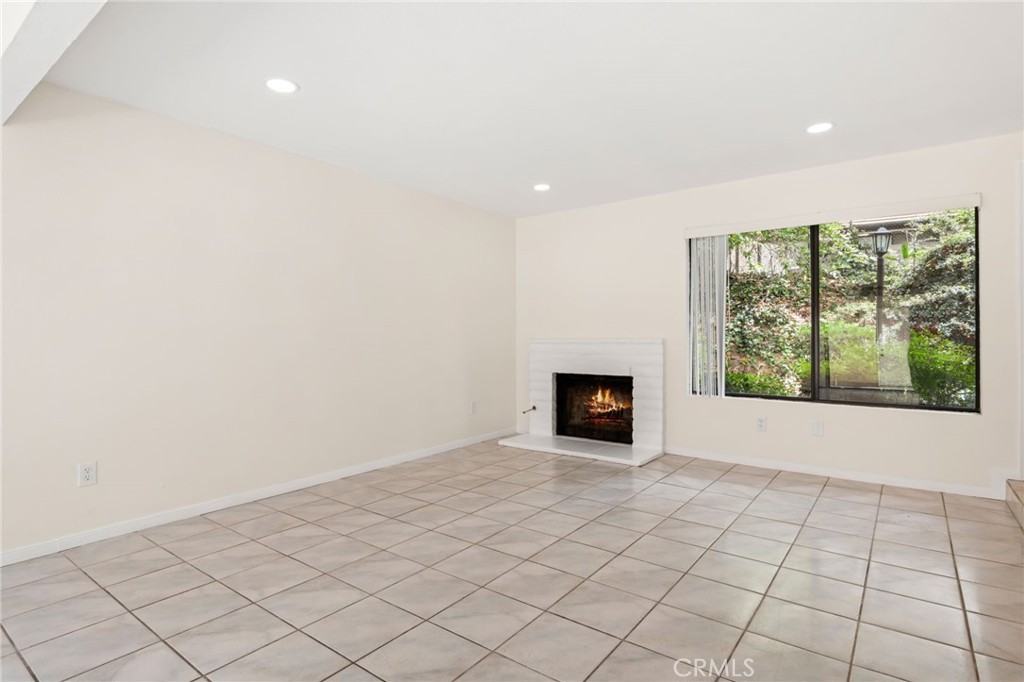 5424 Vía Alberca Riverside, CA 92507 - Photo 10 of 31