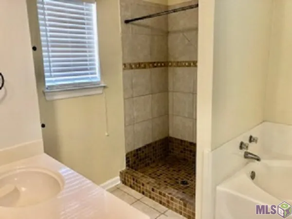 $2,100 | 38159 Willow Lake E Avenue, Prairieville, LA 70769