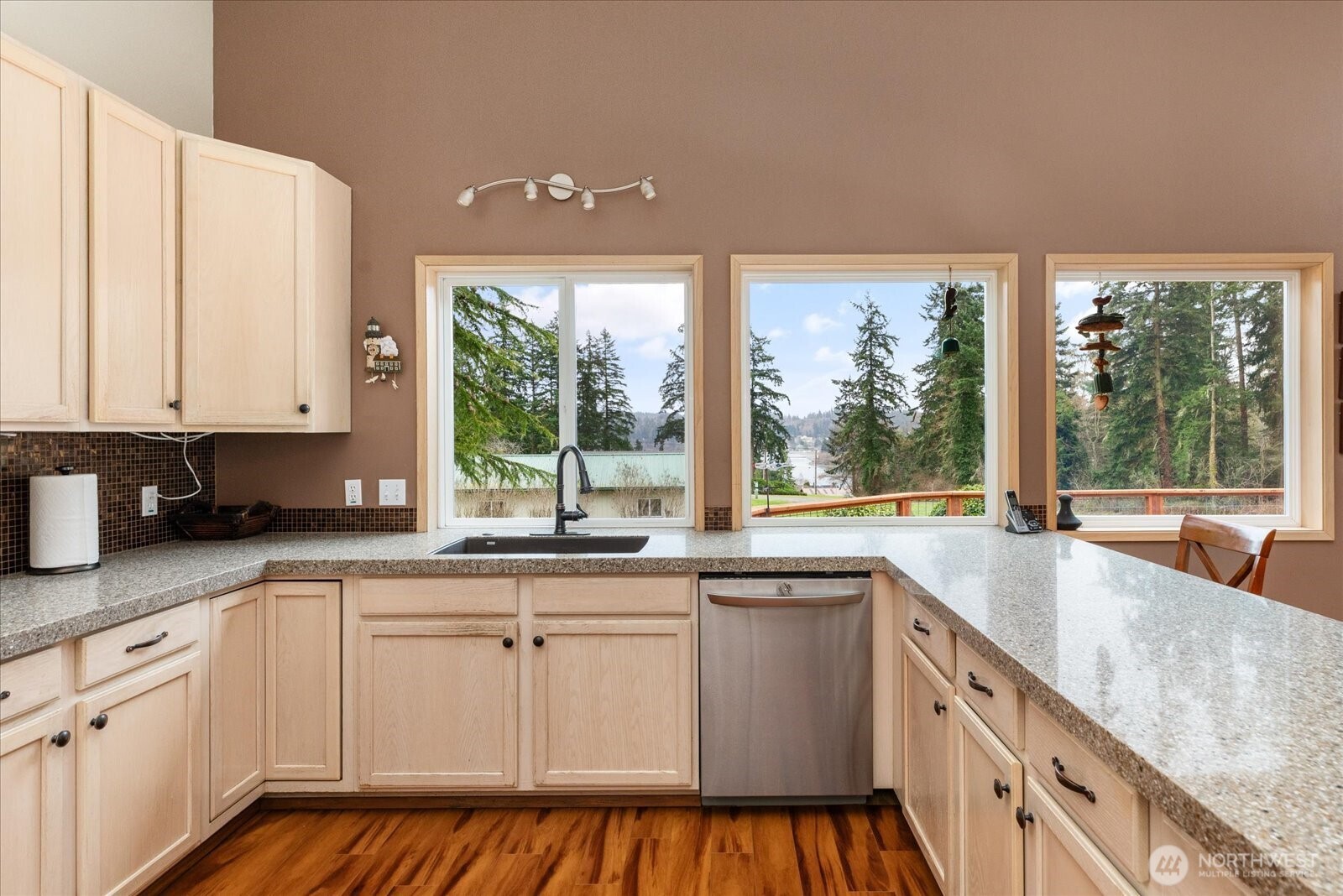 5296 Slocum Way Freeland, WA 98249 - Photo 24 of 40