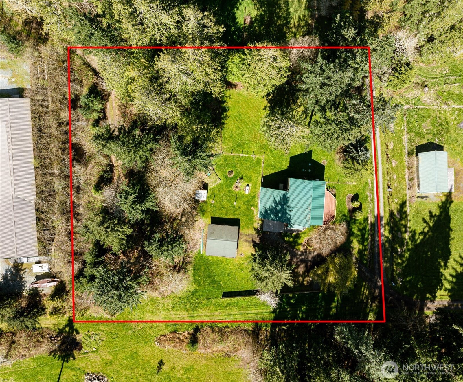 5296 Slocum Way Freeland, WA 98249 - Photo 4 of 40