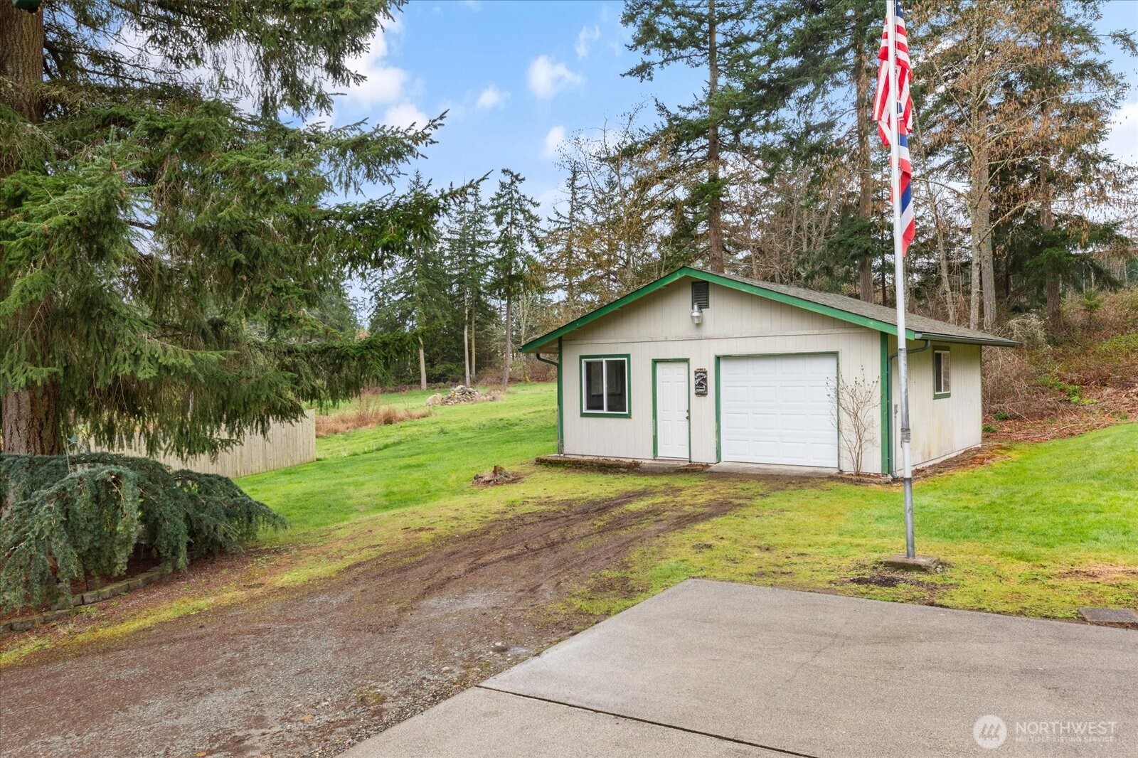 5296 Slocum Way Freeland, WA 98249 - Photo 9 of 40