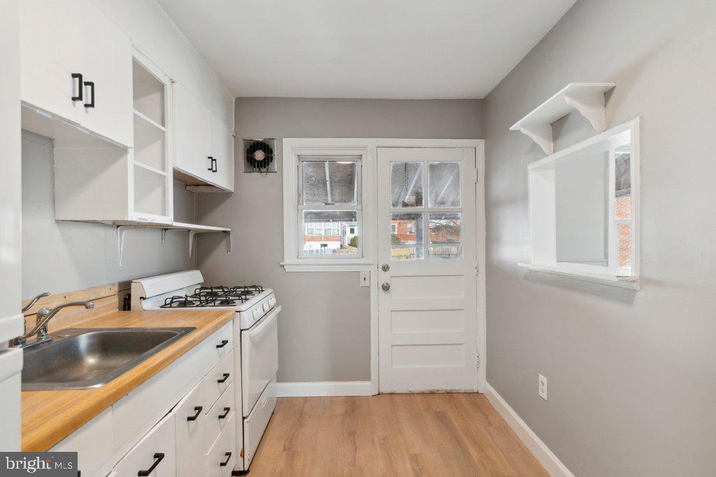 1728 Amuskai Road Baltimore, MD 21234 - Photo 10 of 30