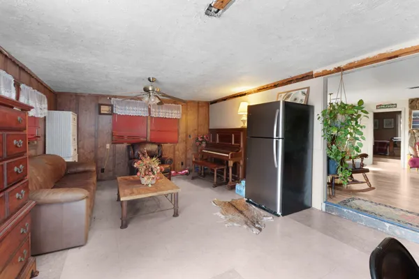 $180,000 | 835 Whited Street, Tow, TX 78672