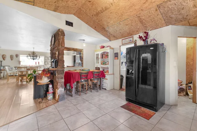 a view of a storage & utility room with washer and dryer
