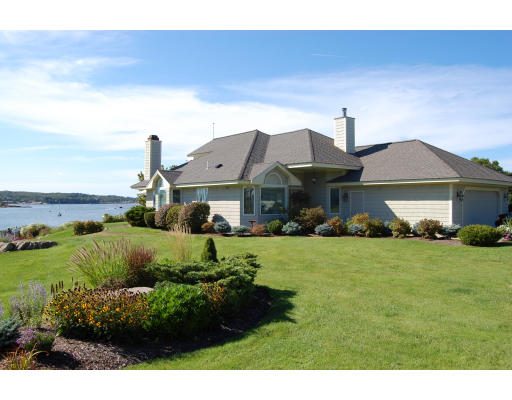 39 Eastern Point Road Gloucester, MA 01930 - Photo 1 of 10