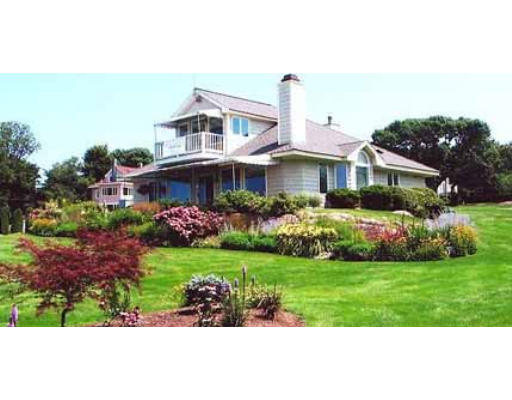 39 Eastern Point Road Gloucester, MA 01930 - Photo 3 of 10