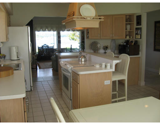 39 Eastern Point Road Gloucester, MA 01930 - Photo 7 of 10