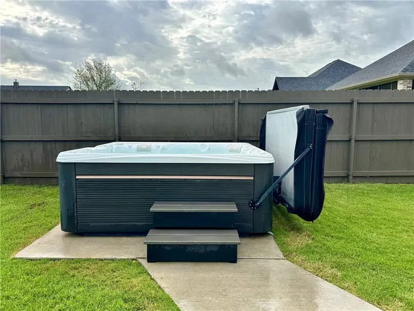 $550,000 | 4105 Peregrine Court, Bryan, TX 77802