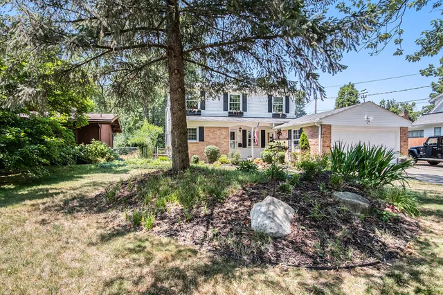 $675,000 | 1753 Breton Road Southeast, Grand Rapids, MI 49506