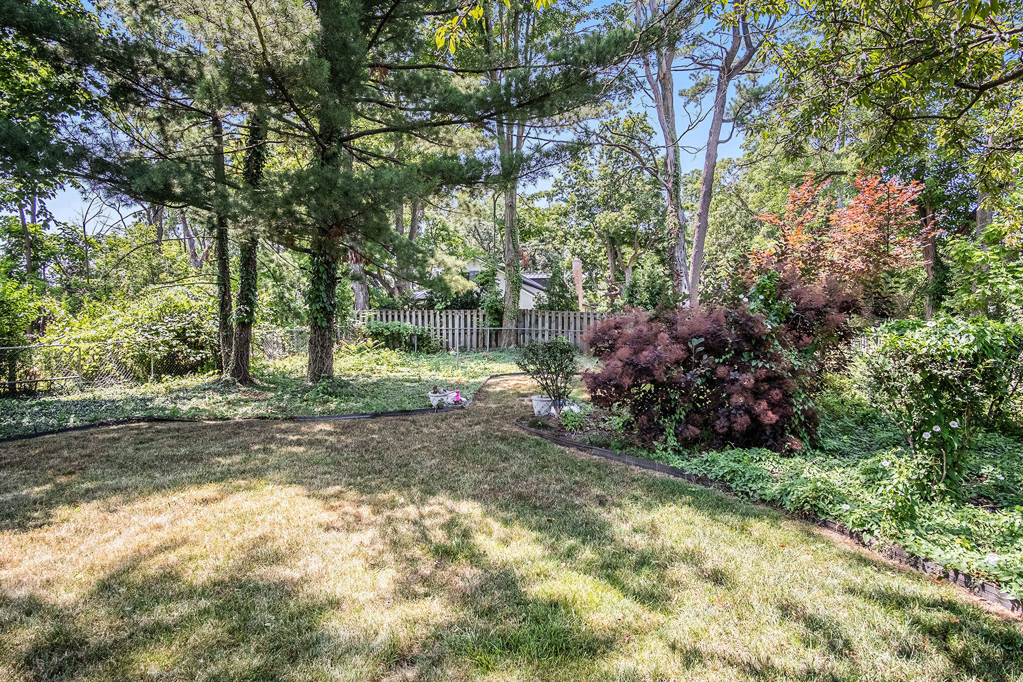 1753 Breton Road Southeast Grand Rapids, MI 49506 - Photo 44 of 62 042_dscf5870_640