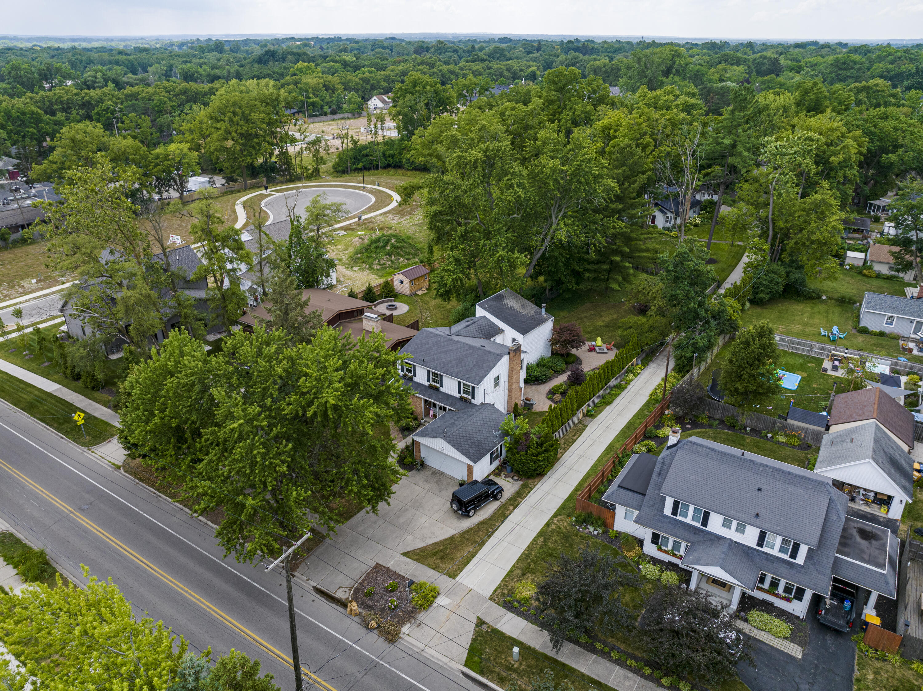 1753 Breton Road Southeast Grand Rapids, MI 49506 - Photo 47 of 62 1753 Breton Road-01