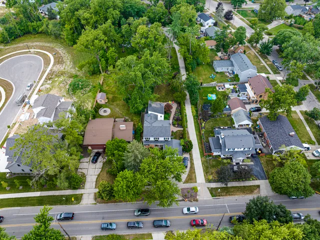 $675,000 | 1753 Breton Road Southeast, Grand Rapids, MI 49506