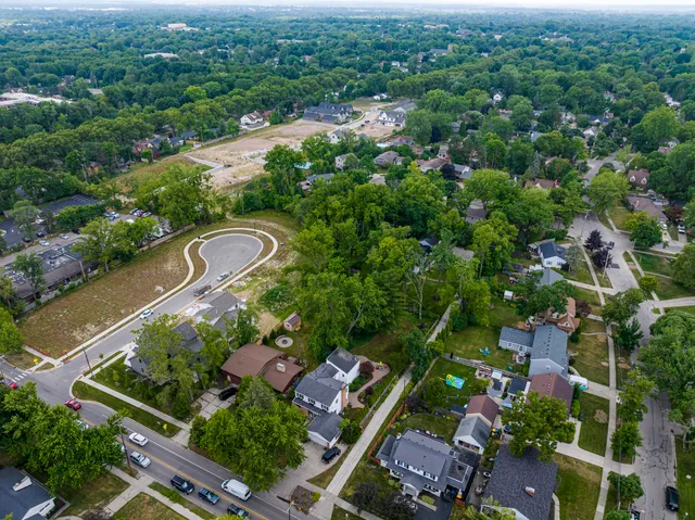 $675,000 | 1753 Breton Road Southeast, Grand Rapids, MI 49506