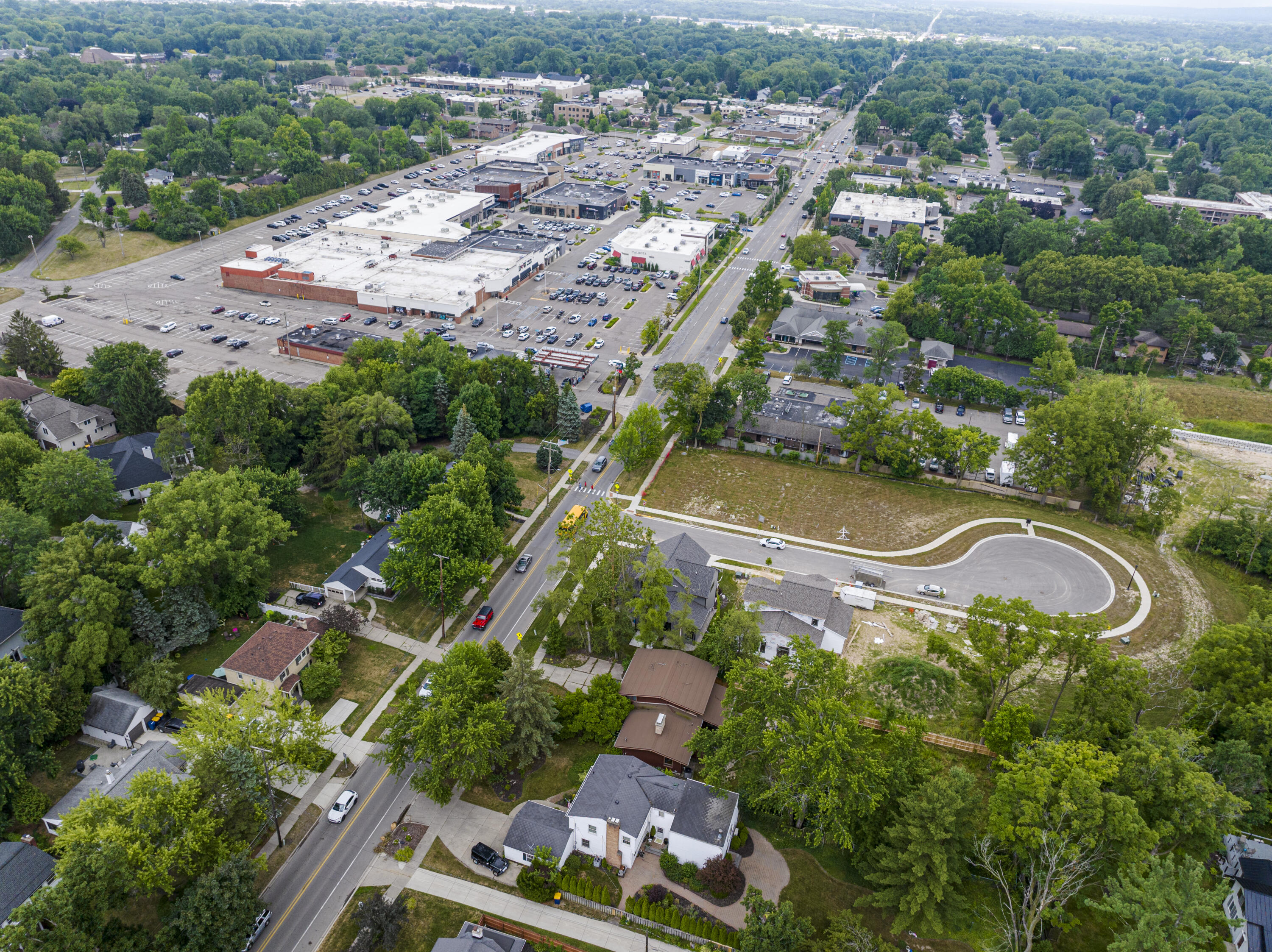 1753 Breton Road Southeast Grand Rapids, MI 49506 - Photo 57 of 62 1753 Breton Road-11