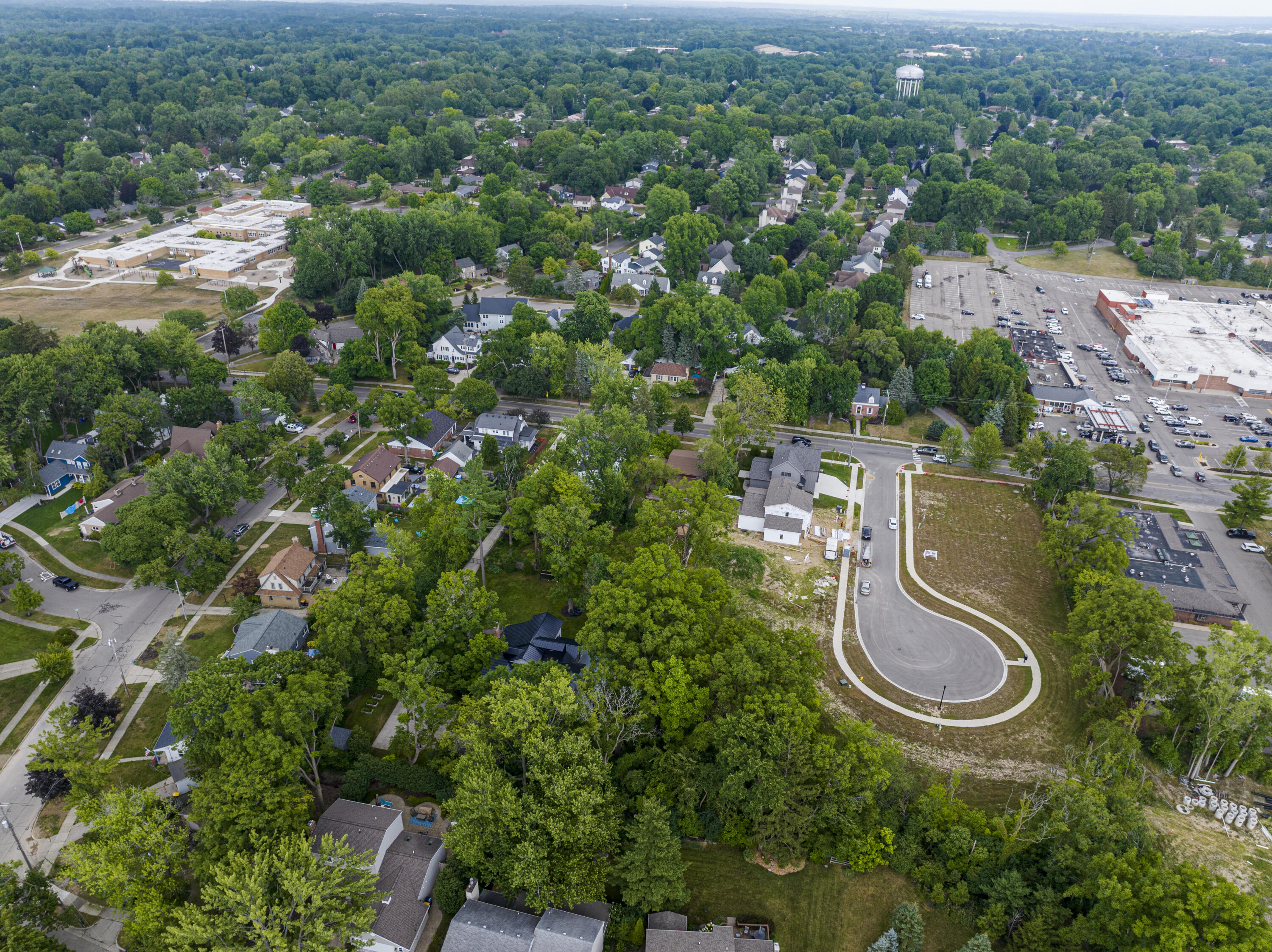 1753 Breton Road Southeast Grand Rapids, MI 49506 - Photo 61 of 62 1753 Breton Road-15