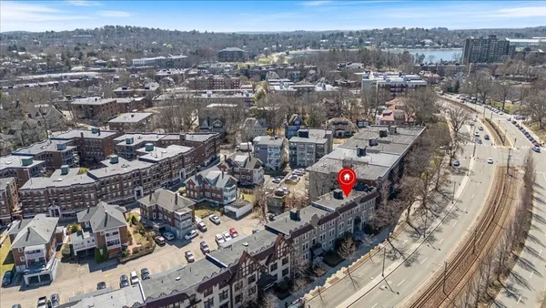 $549,900 | 1742 Commonwealth Avenue, Unit 2, Boston, MA 02135