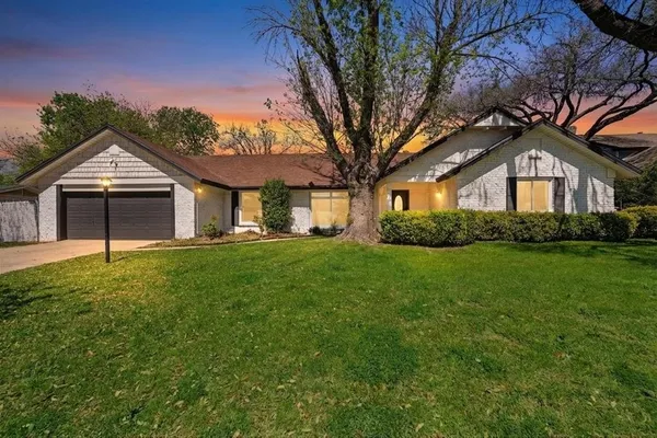 $375,000 | 8116 Bangor Drive, Benbrook, TX 76116