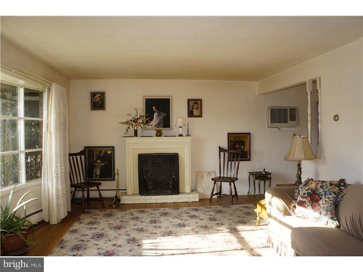 236 Grande Valley Road Reading, PA 19606 - Photo 3 of 22 Gallery Image 3