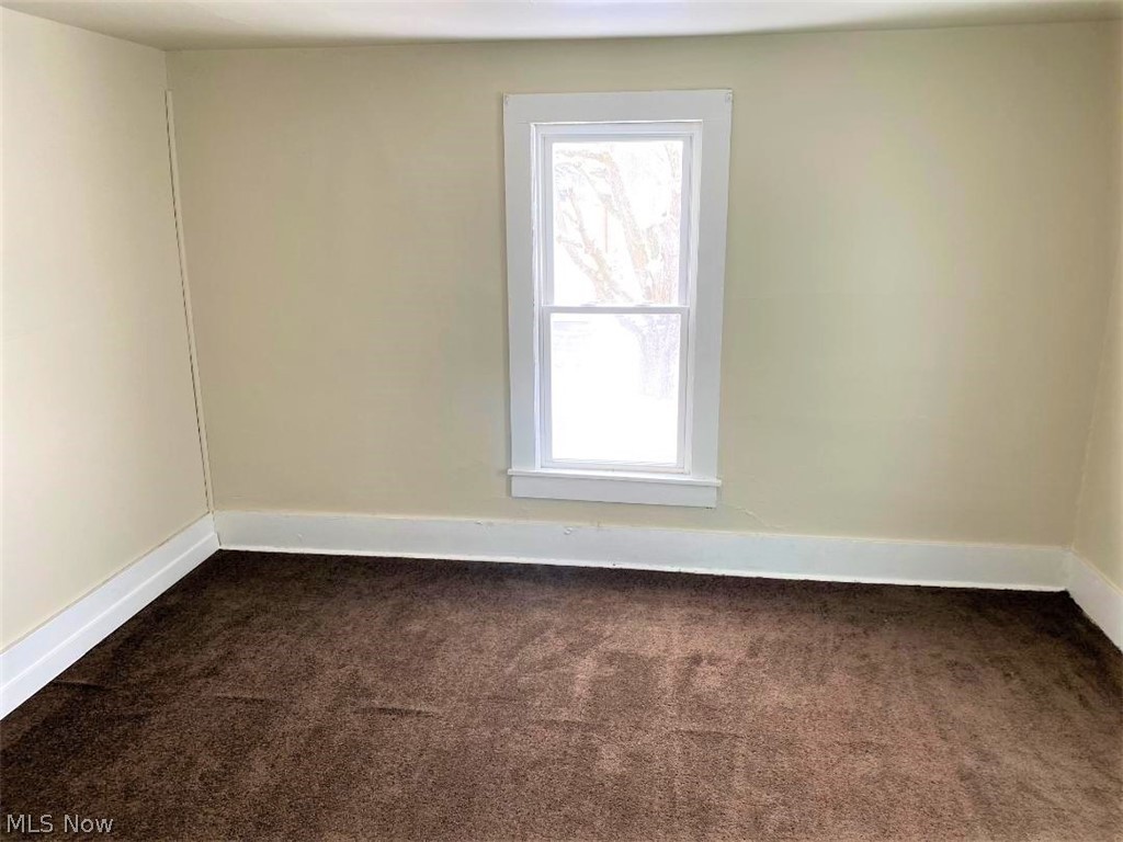 1653 Spring Street Coshocton, OH 43812 - Photo 8 of 11 Gallery Image 8