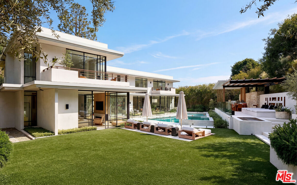9509 Heather Road Beverly Hills, CA 90210 - Photo 13 of 26