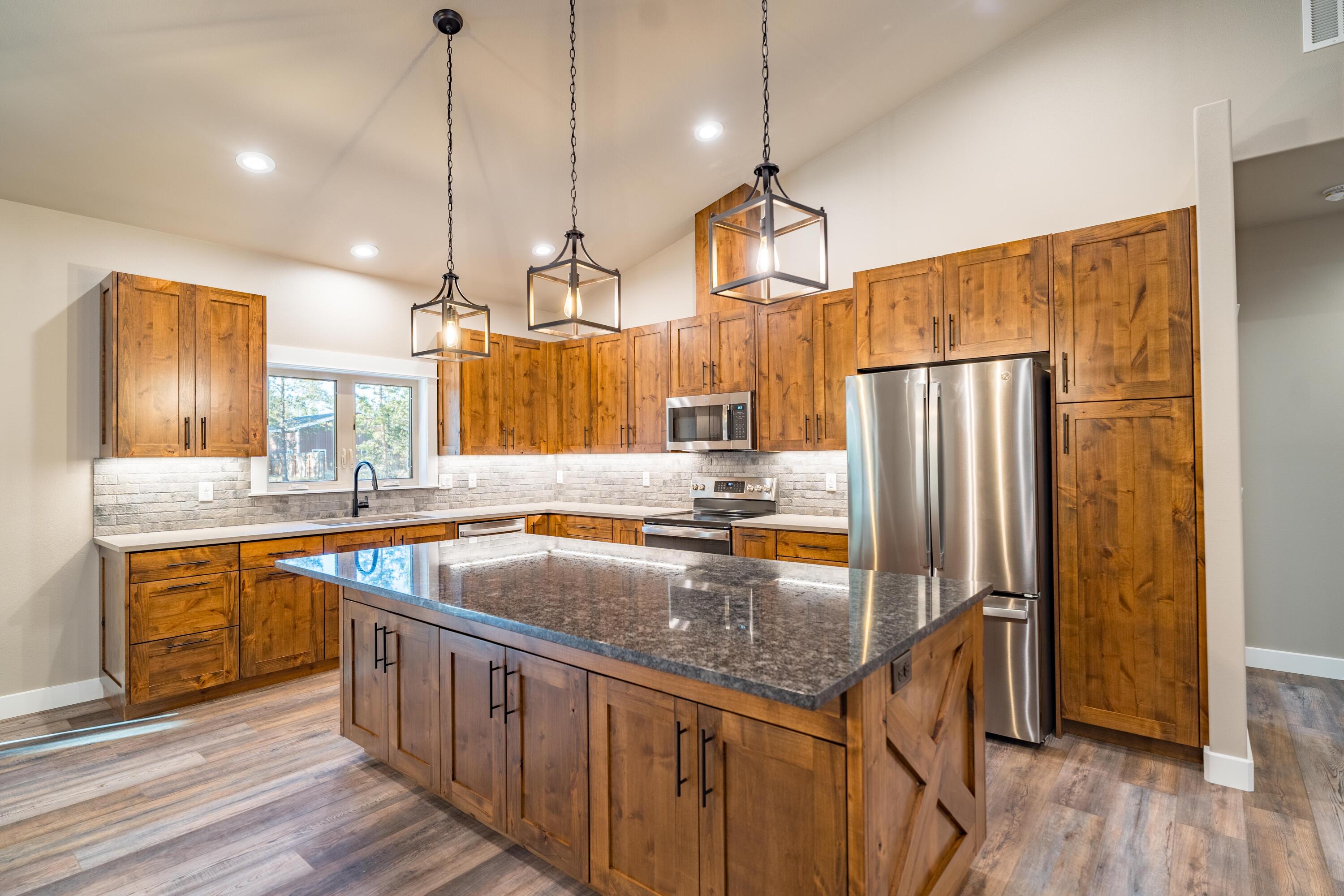 16099 Dyke Road La Pine, OR 97739 - Photo 9 of 37 Dyke kitchen 2