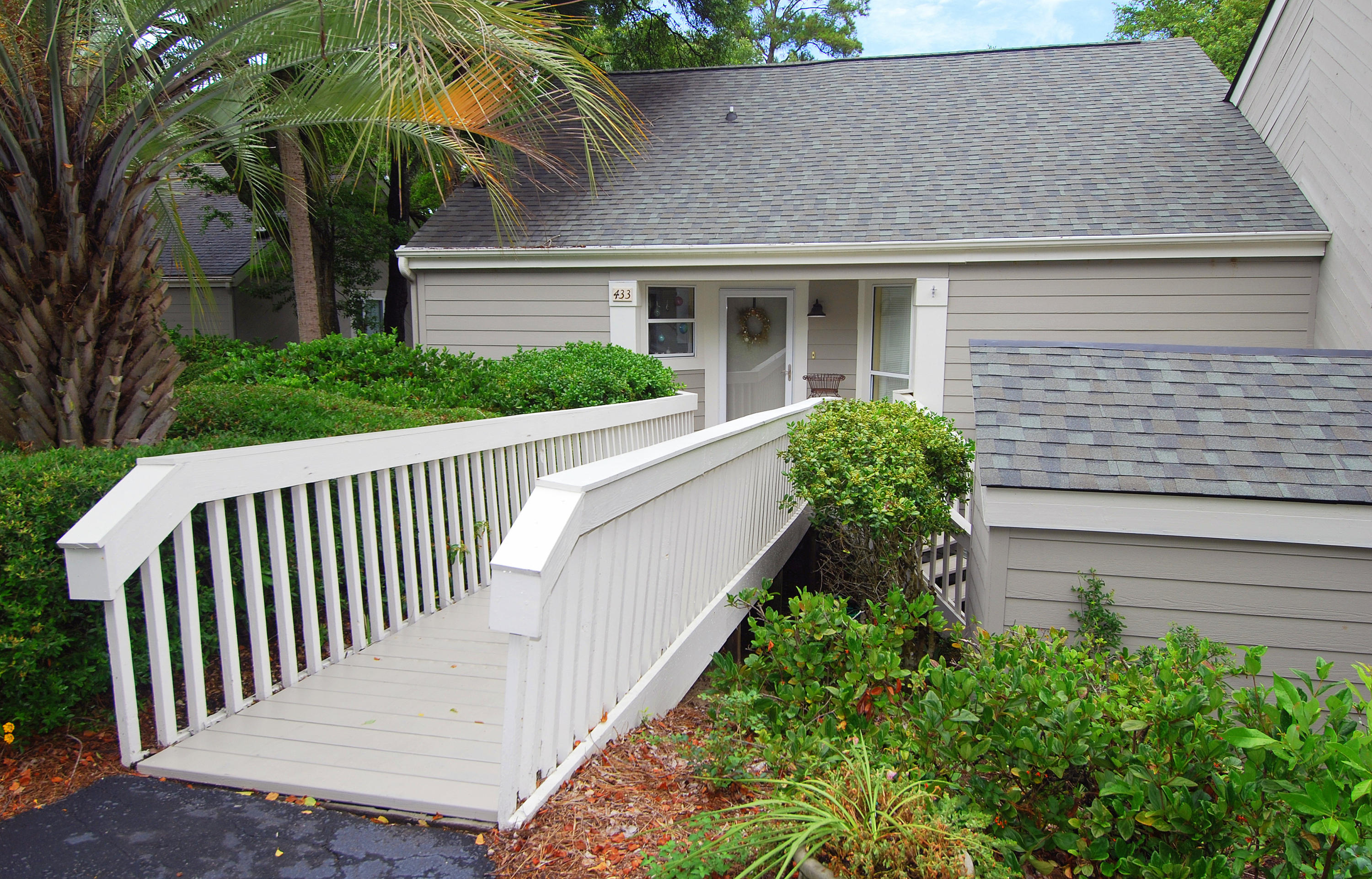 433 Double Eagle Trace Seabrook Island, SC 29455 - Photo 3 of 22 DSC_0141