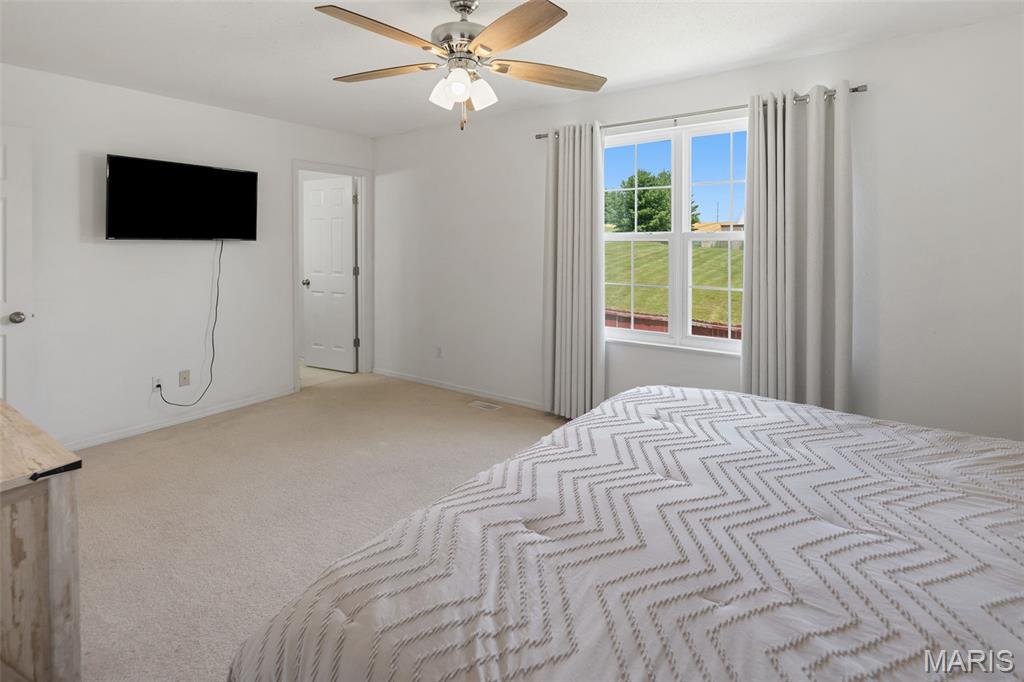 922 Benjamin Drive O'Fallon, IL 62269 - Photo 18 of 32