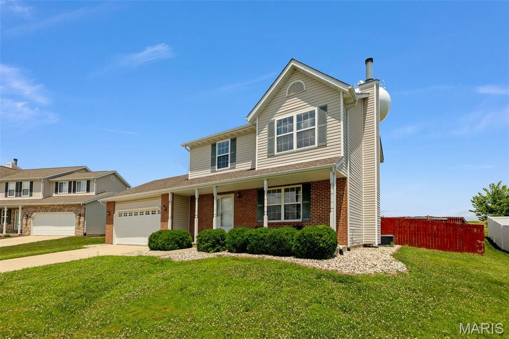 922 Benjamin Drive O'Fallon, IL 62269 - Photo 2 of 32