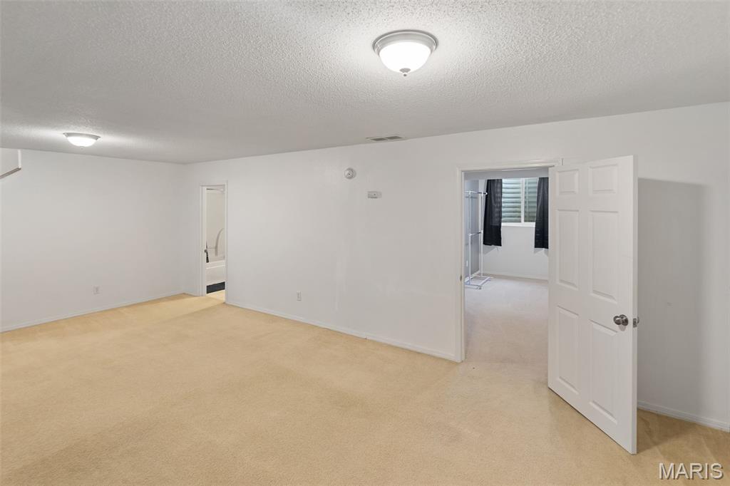 922 Benjamin Drive O'Fallon, IL 62269 - Photo 23 of 32