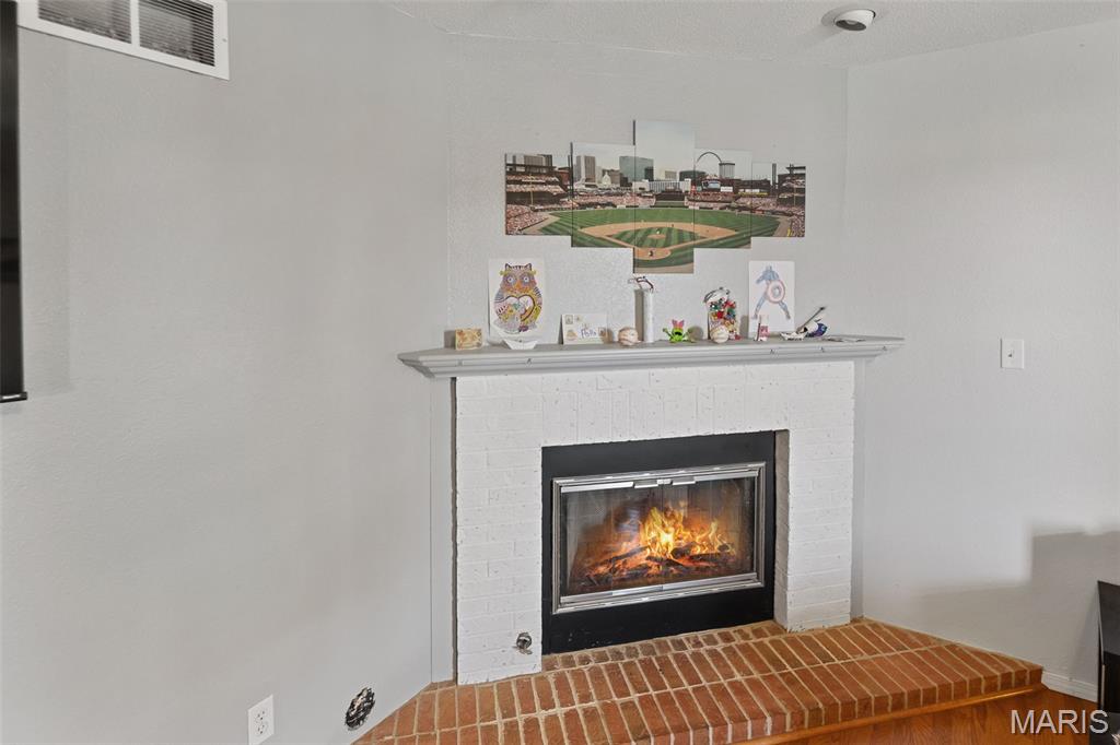 922 Benjamin Drive O'Fallon, IL 62269 - Photo 5 of 32