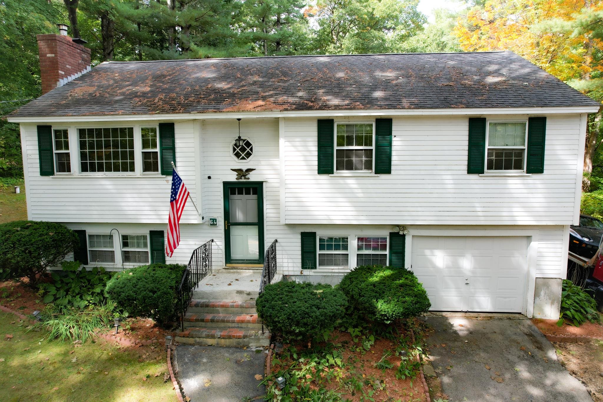 64 Tsienneto Road Derry, NH 03038 - Photo 2 of 31