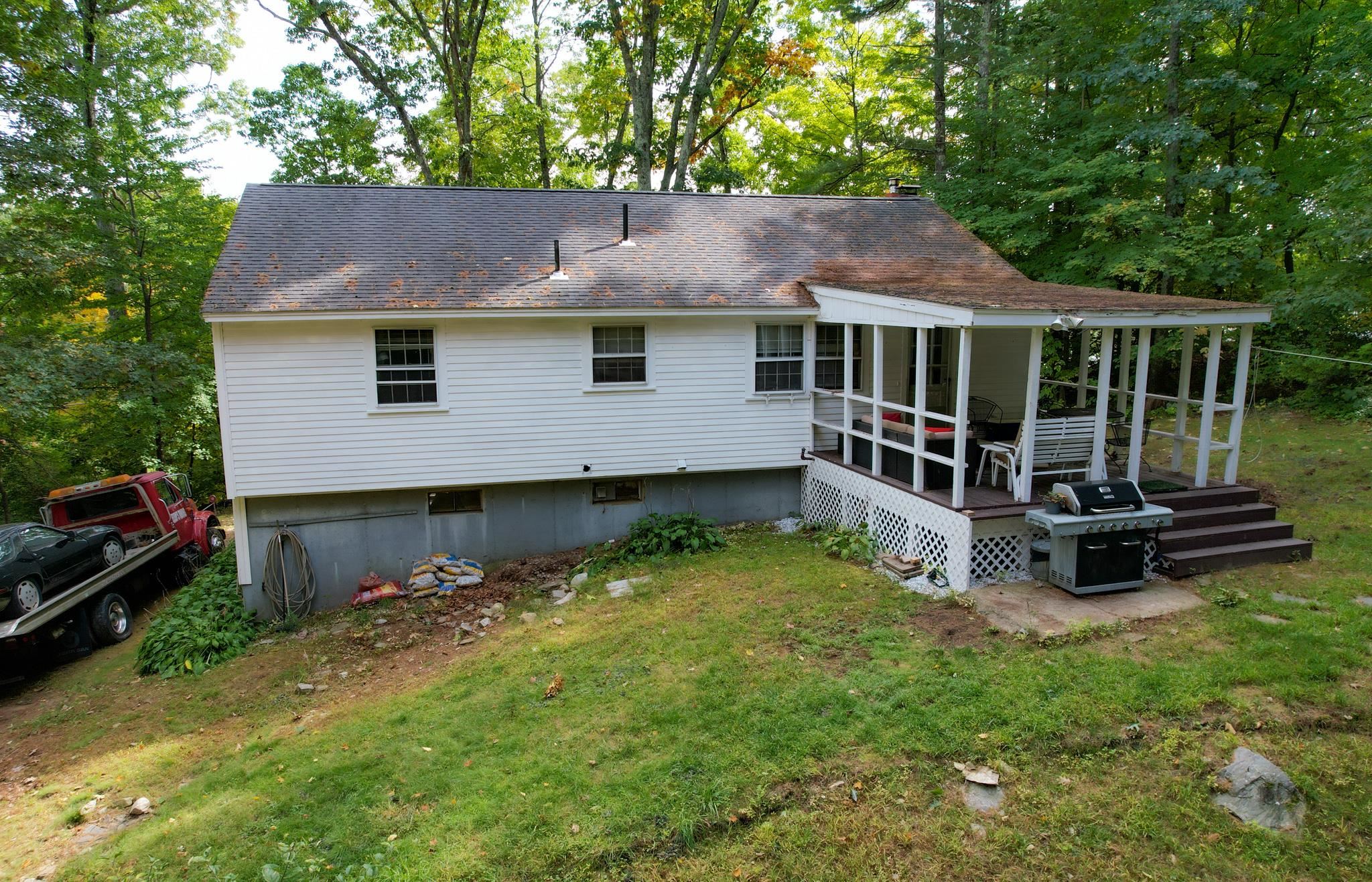 64 Tsienneto Road Derry, NH 03038 - Photo 7 of 31